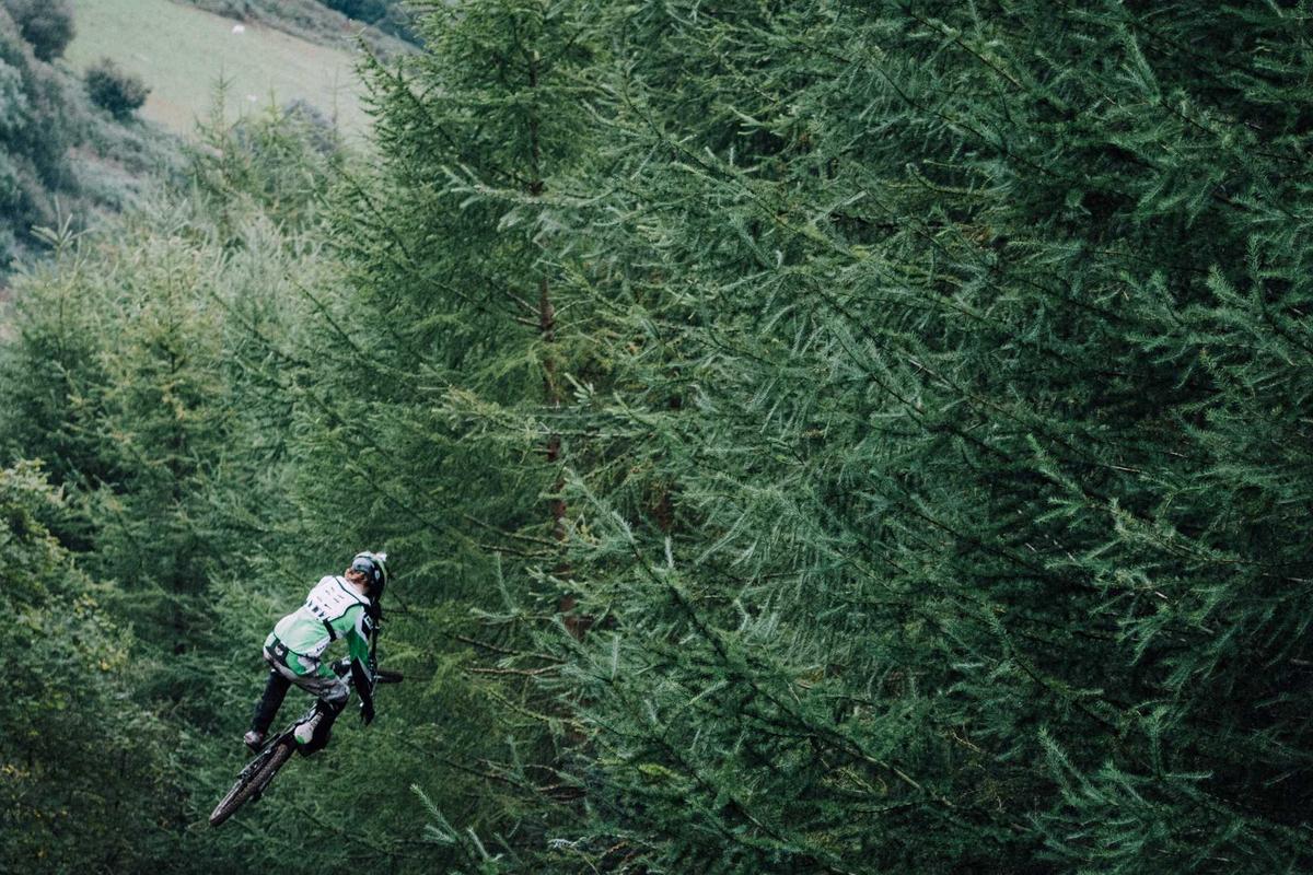 3 Smartwatch Apple Terbaru 2025: Watch Ultra 3, SE 3 & Series 11 Resmi Rilis